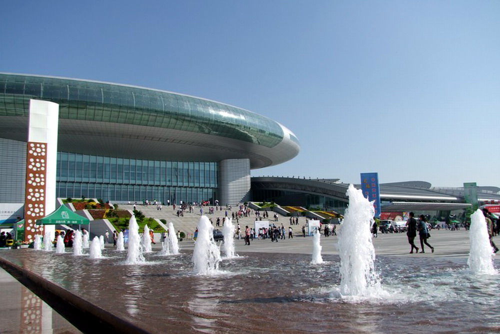 �½�����ľ�R���H��(hu��)չ����